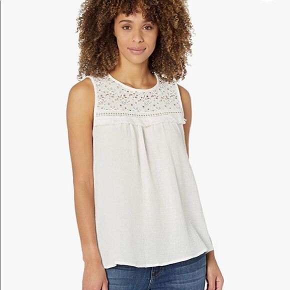 Max Studio Tops - NWT - Max Studio Sleeveless Crochet Lace Cotton Gauze Woven White Top Size: S